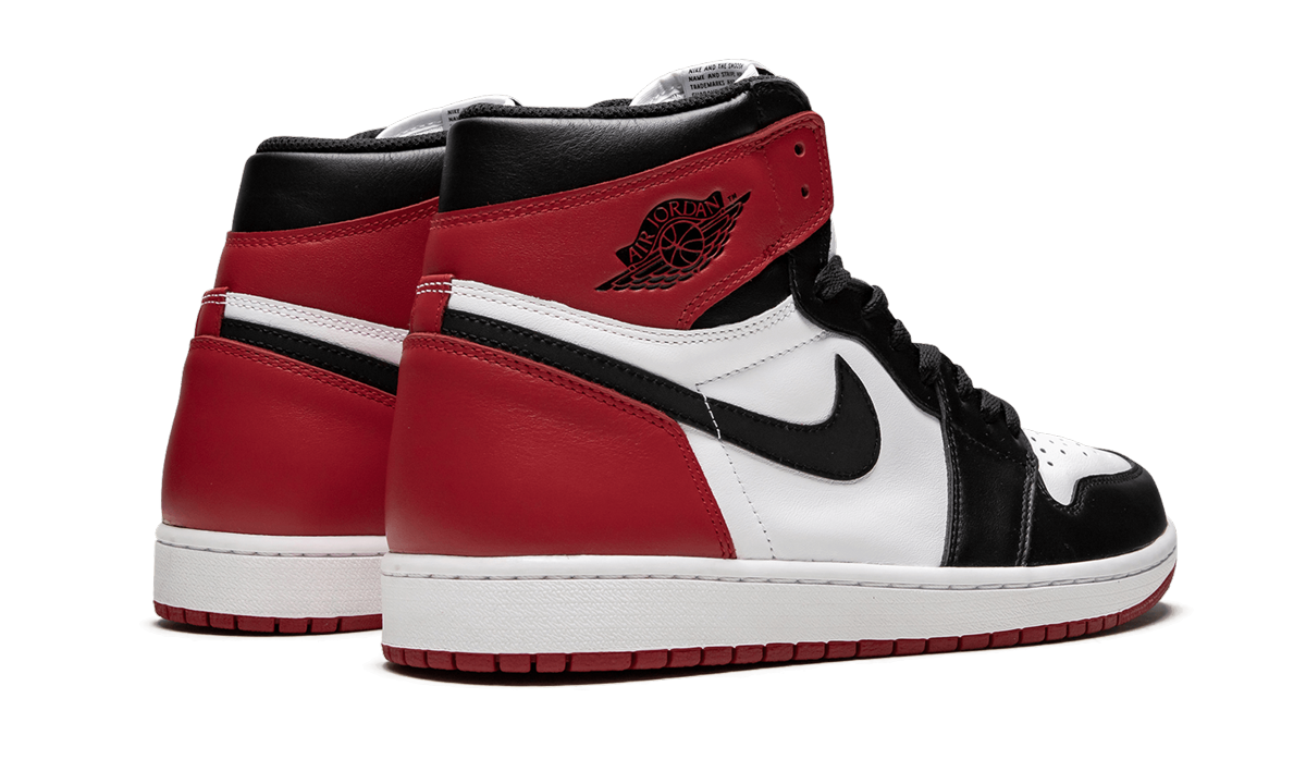 Air Jordan 1 Retro High OG Black Toe 2016 555088 125
