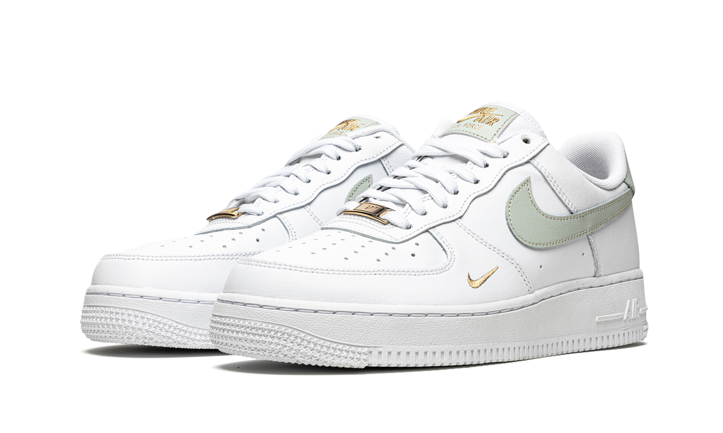 Nike AIR FORCE 1 LO MNS WMNS White / Grey / Gold