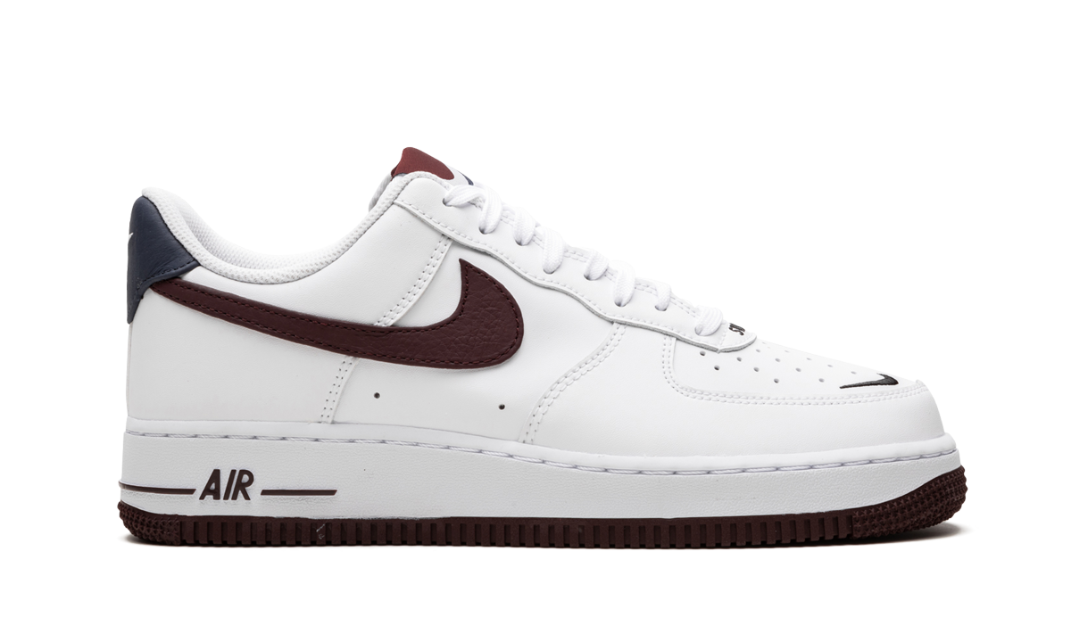 Nike Air Force 1 07 LV8 4 "Swoosh Pack"