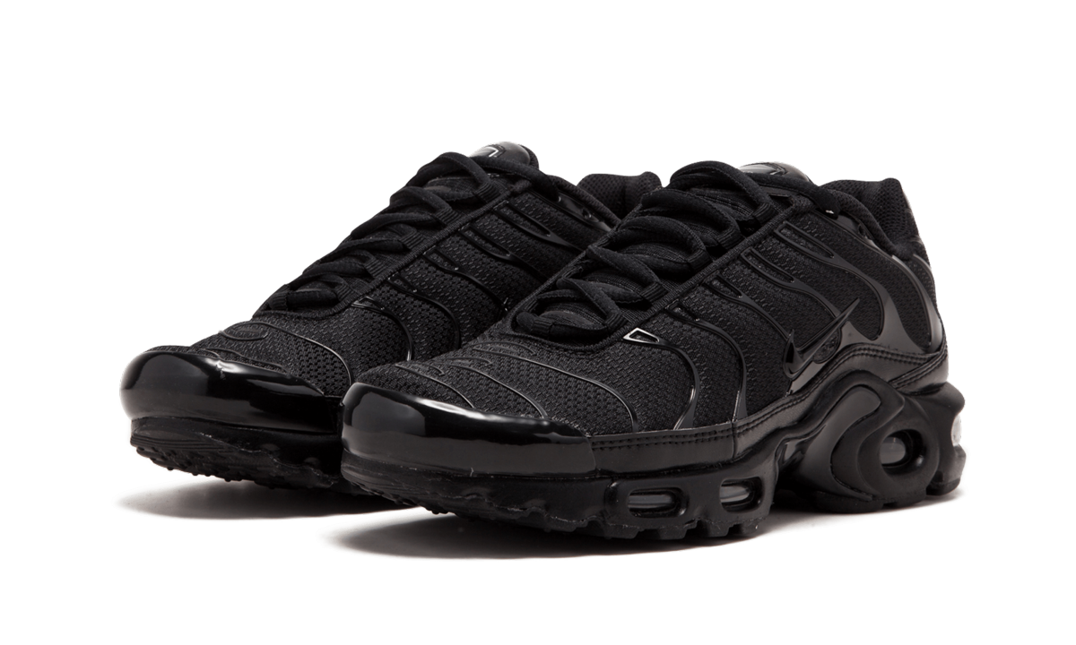 Nike Air Max Plus "Triple Black" 604133 050