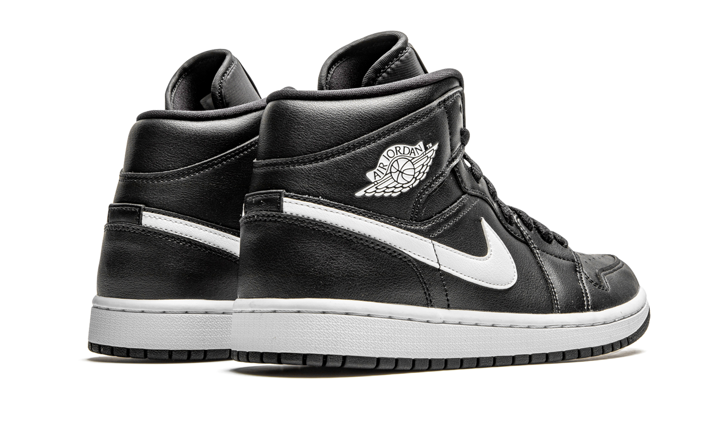 AIR JORDAN 1 MID WMNS Black / White BQ6472 011