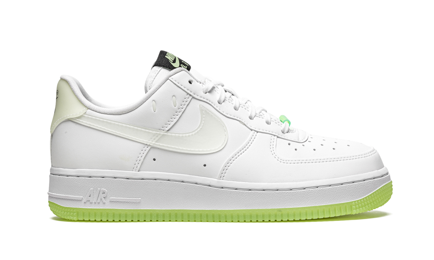 Nike AIR FORCE 1 LO '07 WMNS Have A Nike Day CT3228 100
