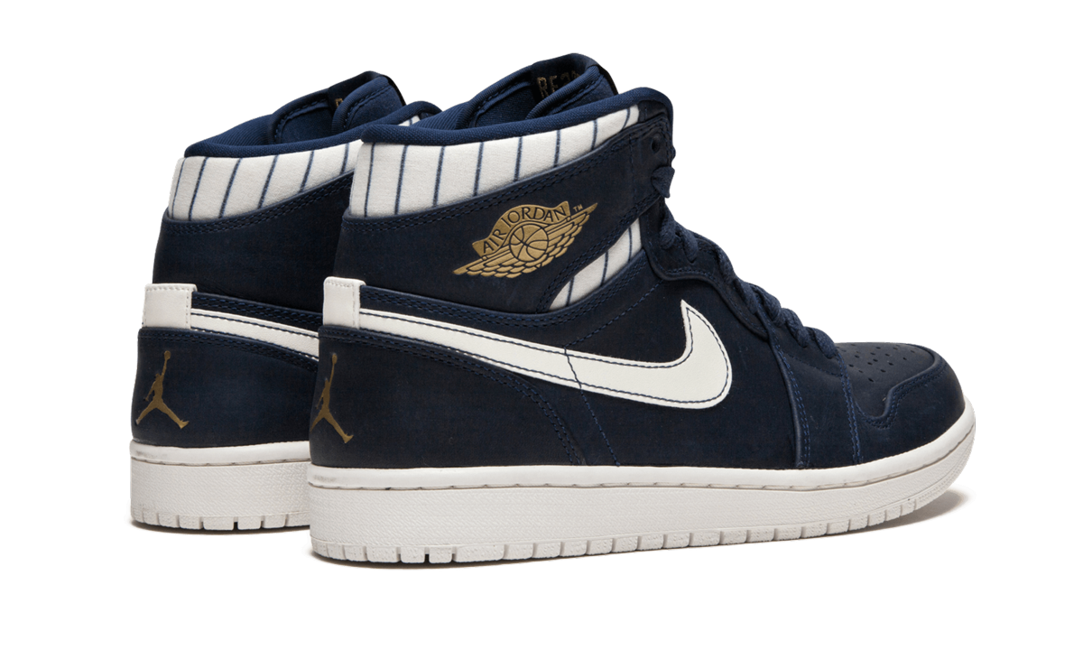 Air Jordan 1 Retro High Jeter 715854 402
