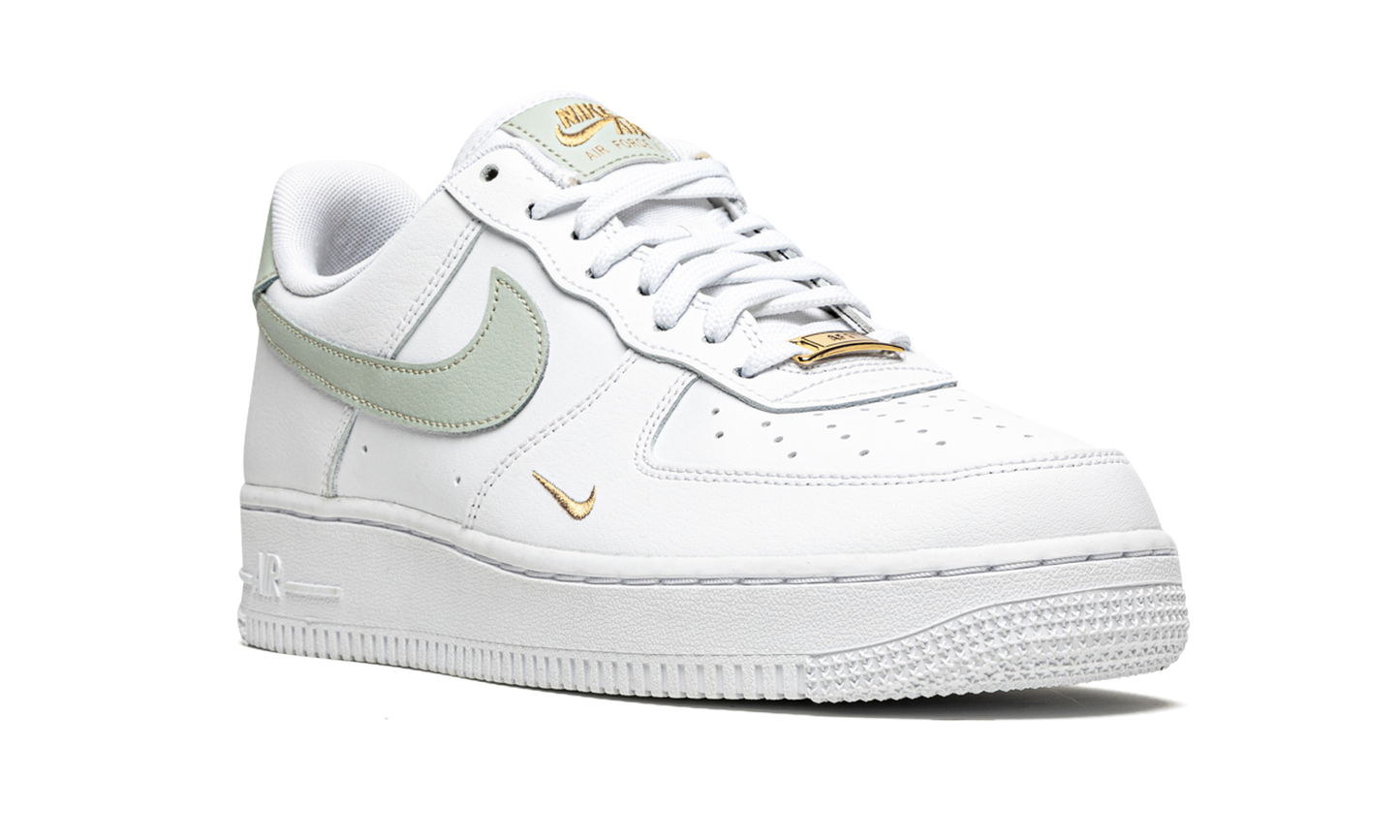 Nike AIR FORCE 1 LO MNS WMNS White / Grey / Gold