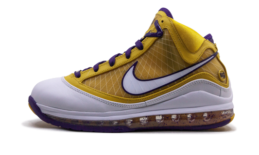 Nike Air Max Lebron 7 "Media Day" CW2300 500