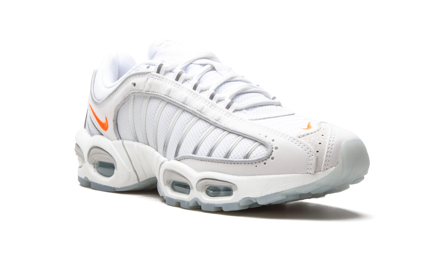 Nike Air Max Tailwind 4 CT1614 100