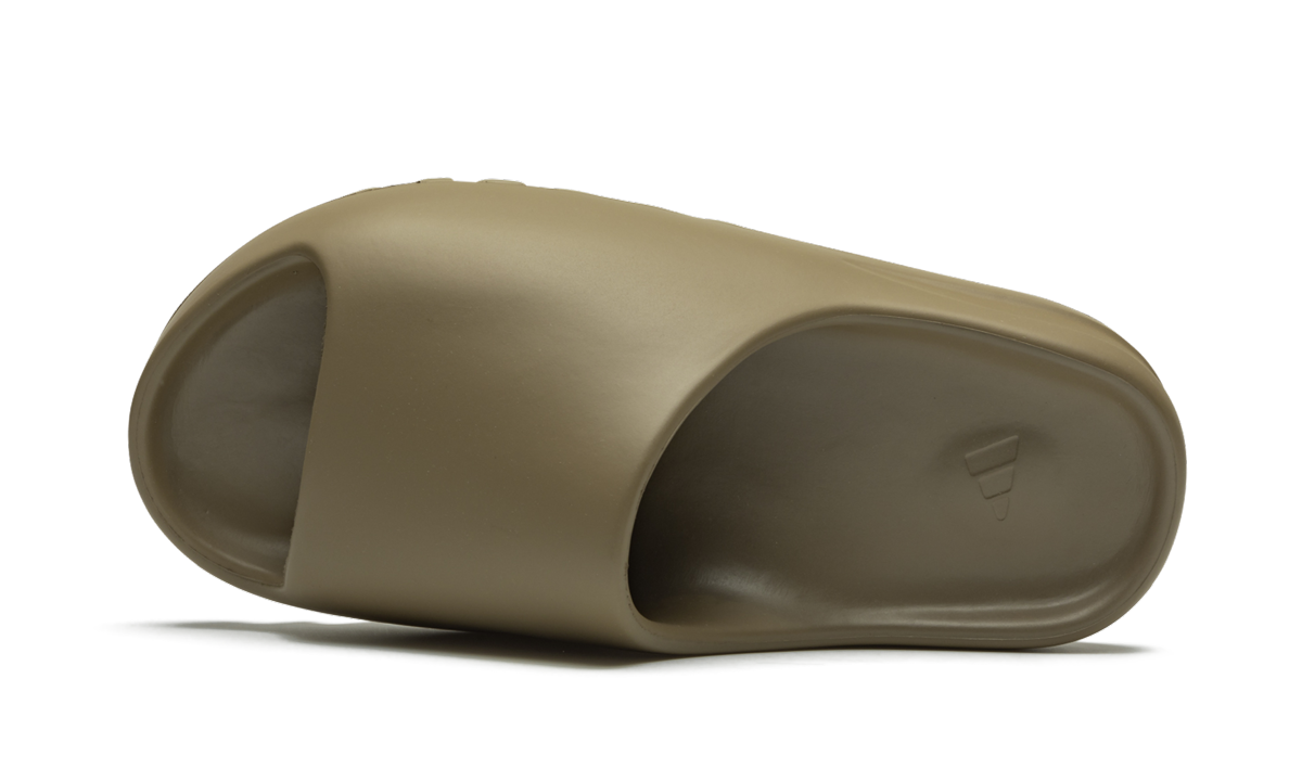 Yeezy Slide "Earth Brown" FV8425
