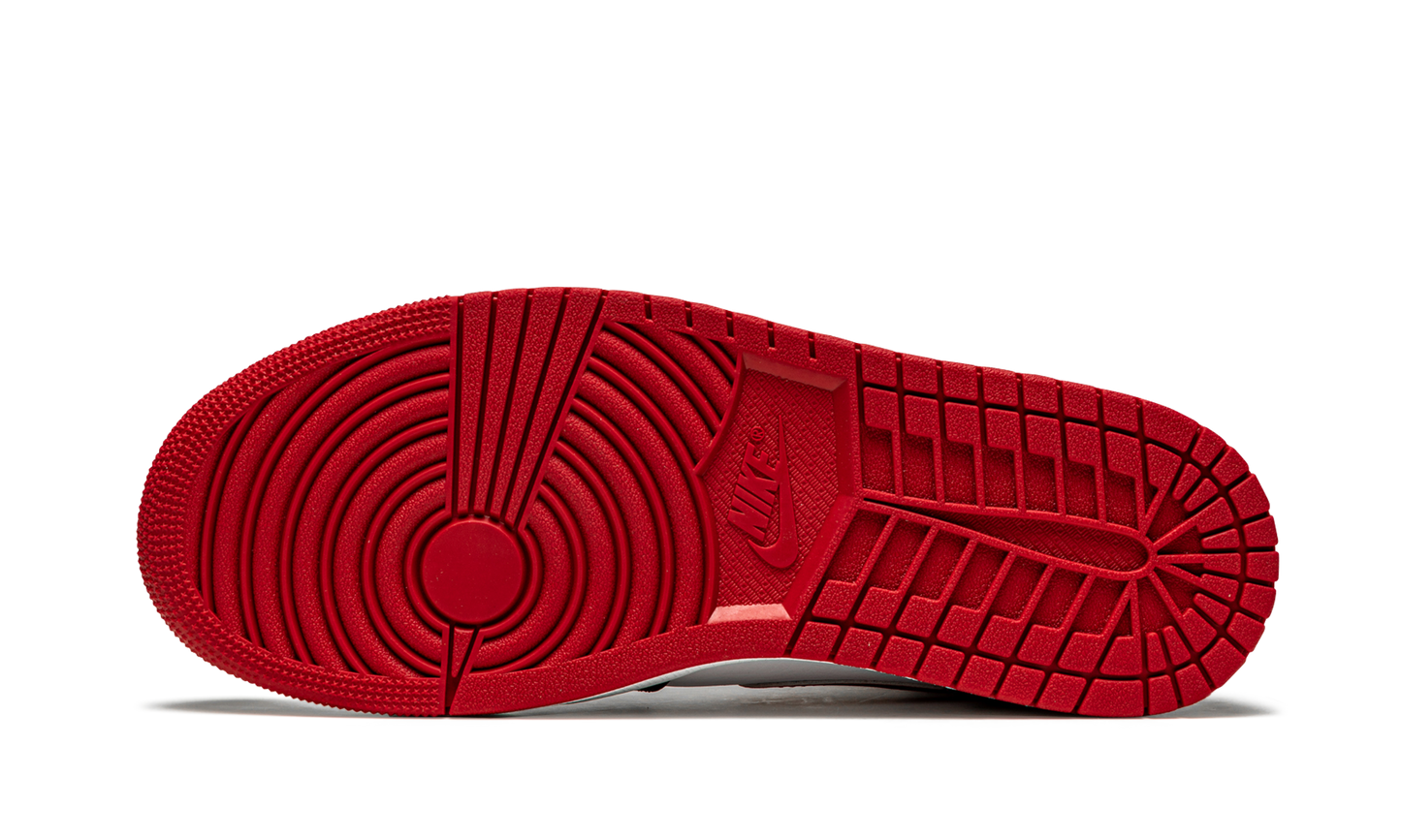 Air Jordan 1 Mid Metallic Red 554724 122