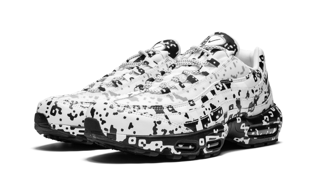 Nike Air Max 95 / C.E. "Cav Empt" AV0765 100