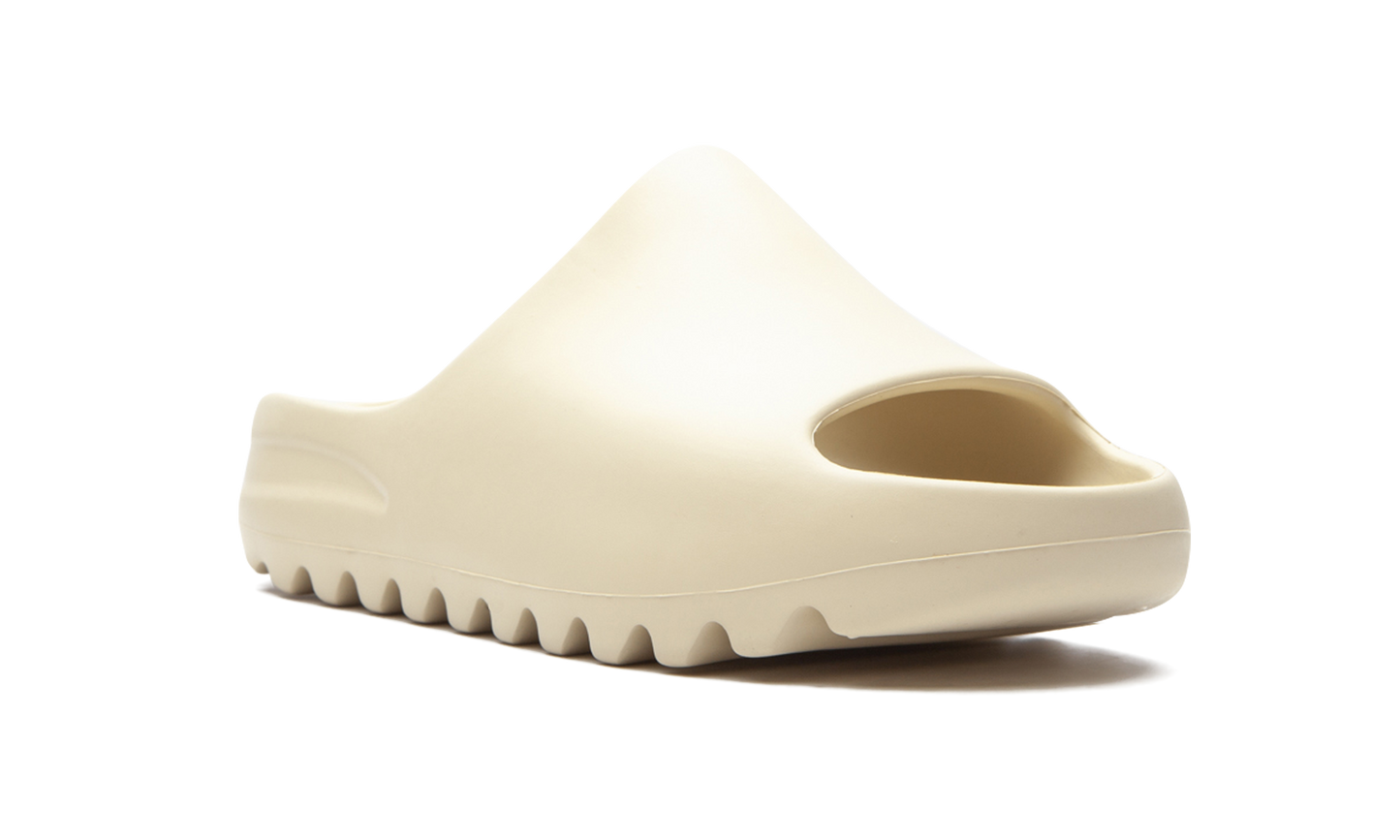 Yeezy Slide Kids "Bone" FW6347