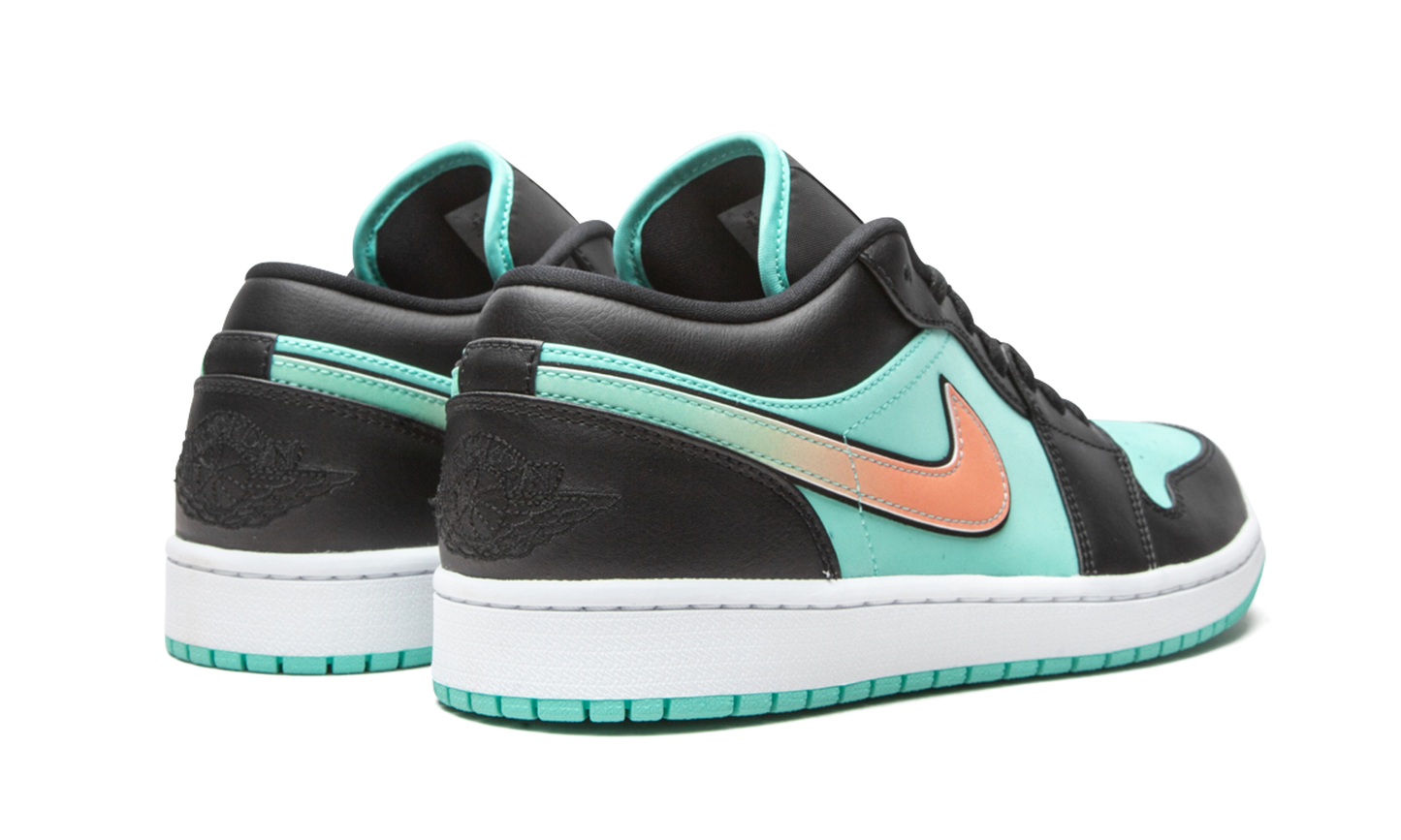 Air Jordan 1 Low SE Tropical Twist CK3022 301