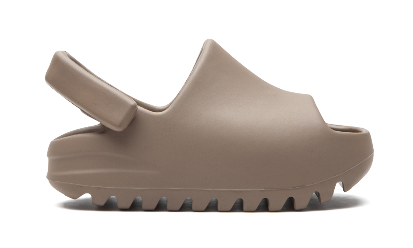 YEEZY SLIDE "EARTH BROWN" FV9913