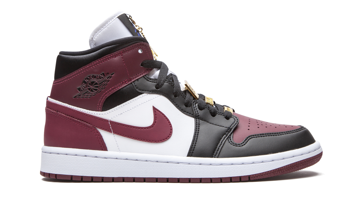 AIR JORDAN 1 MID SE WMNS Gold Pendants CZ4385 016