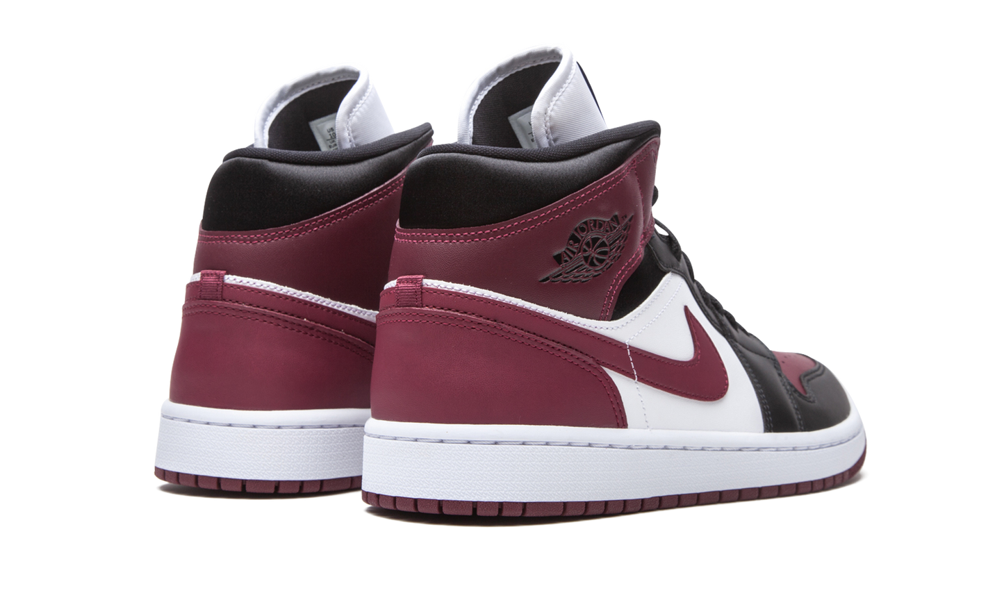 AIR JORDAN 1 MID SE WMNS Gold Pendants CZ4385 016