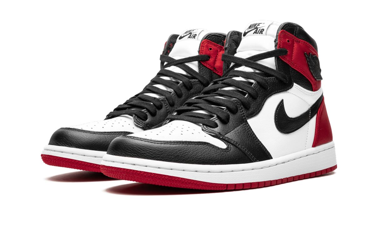 AIR JORDAN 1 HIGH OG WMNS Satin Black Toe CD0461 016