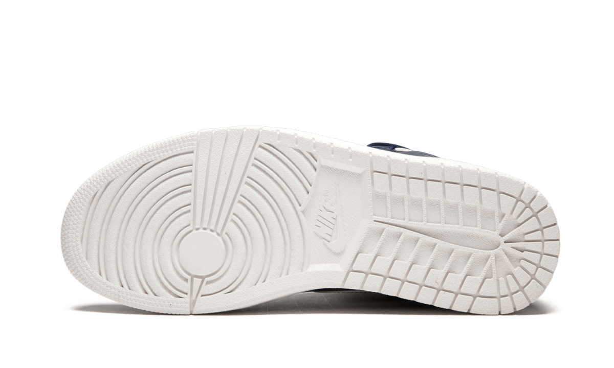 Air Jordan 1 Retro High Jeter 715854 402