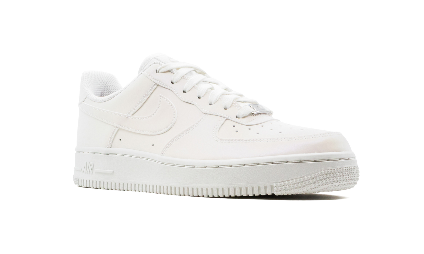 Nike AIR FORCE 1 '07 MNS WMNS Reflective White DC2062 100