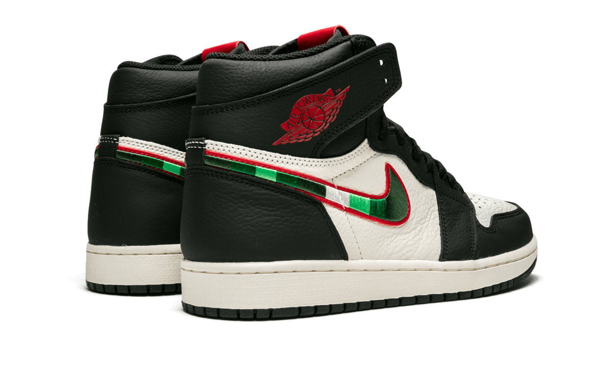 Air Jordan 1 Retro High OG Sports Illustrated / A Star Is Born 555088 015