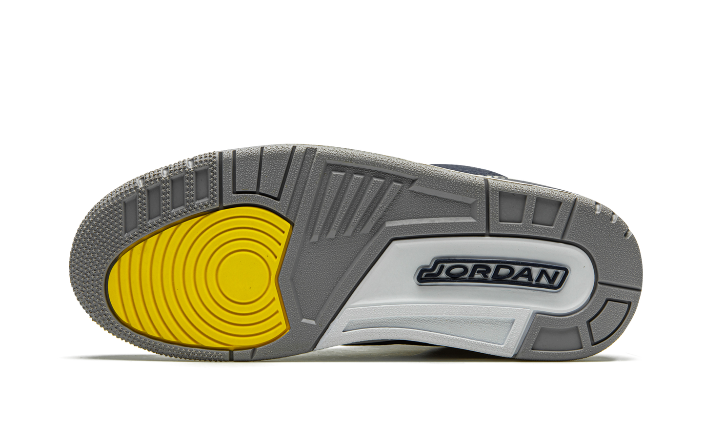 Air Jordan 3 Retro PE Michigan AJ3 820064
