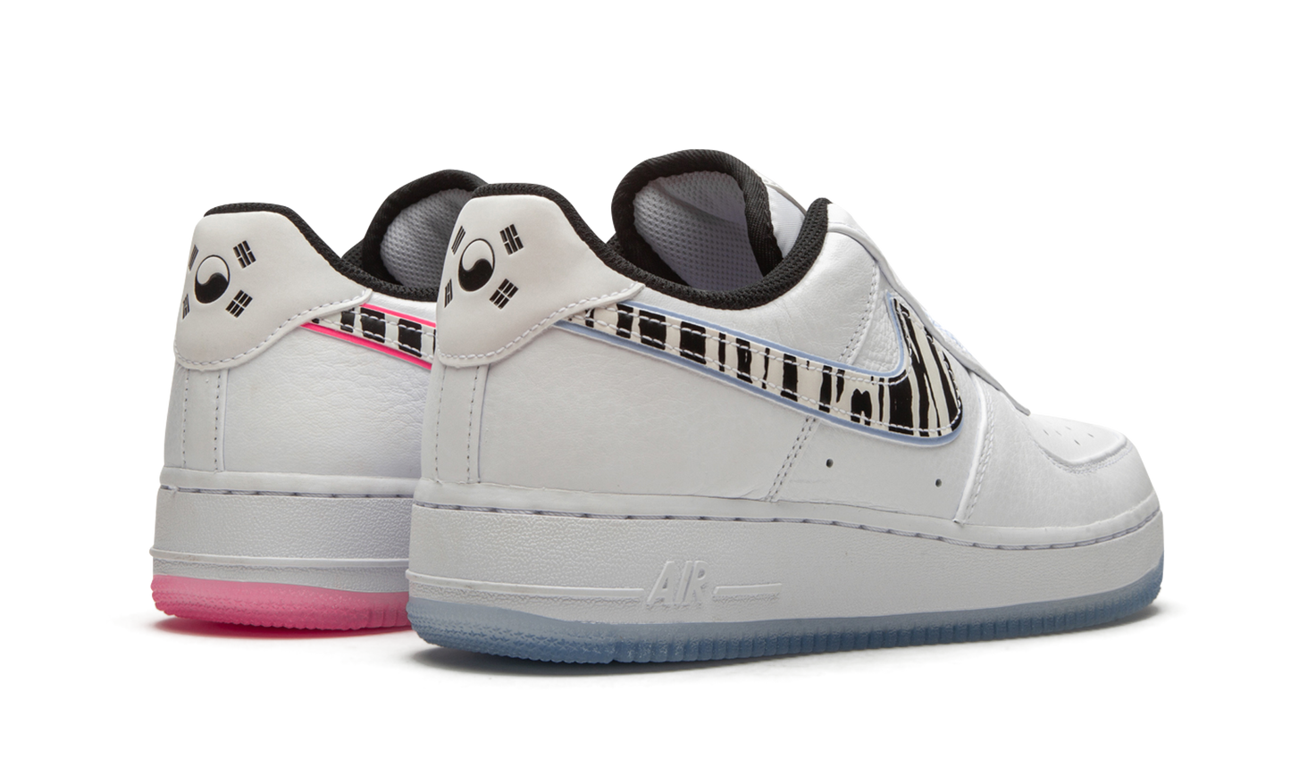 Nike Air Force 1 07 QS "South Korea" CW3919 100