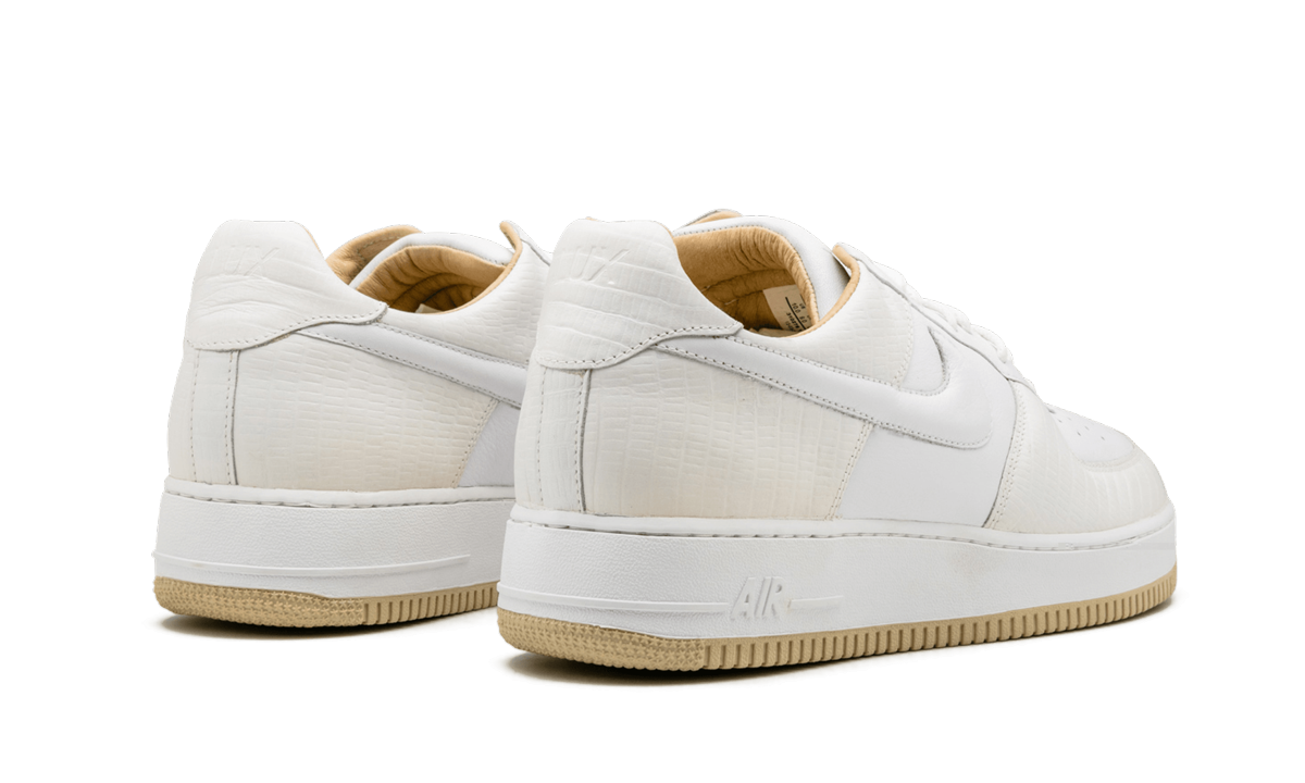 Nike Air Force 1 LUX 310276 111