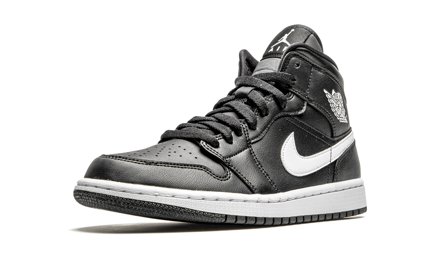 AIR JORDAN 1 MID WMNS Black / White BQ6472 011