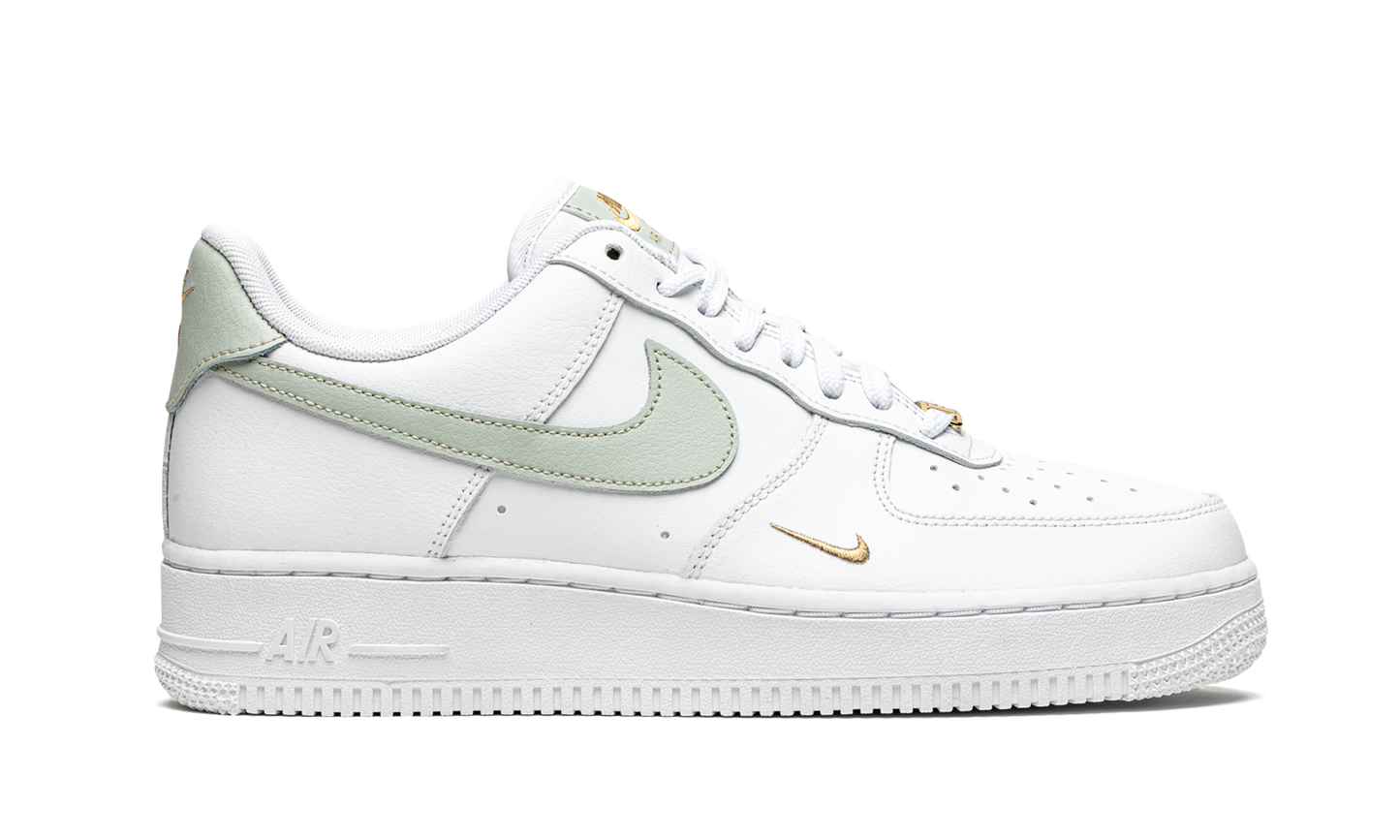 Nike AIR FORCE 1 LO MNS WMNS White / Grey / Gold