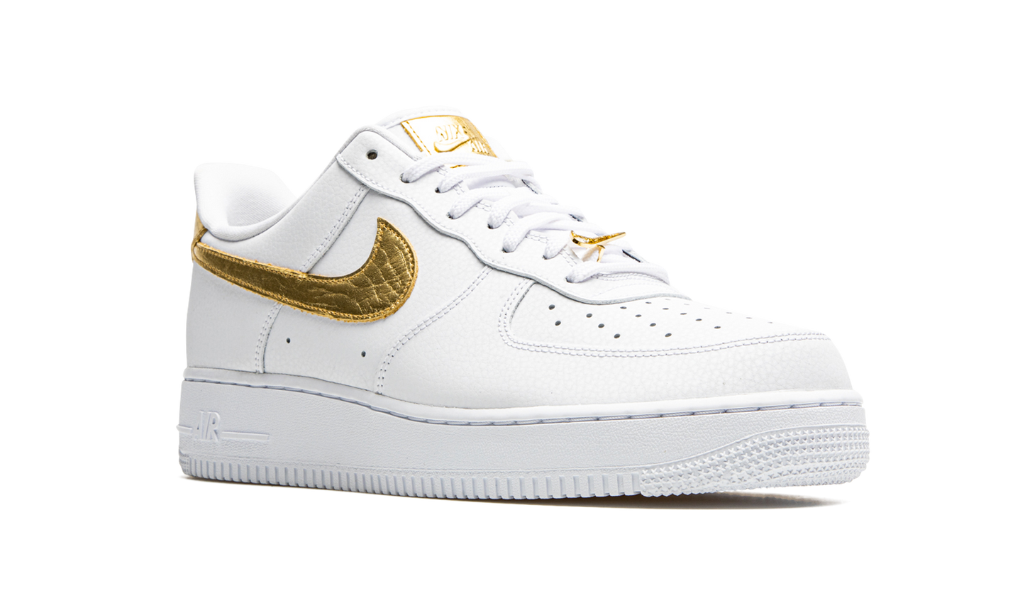 Nike Air Force 1 Low '07 LV8 "Gold Foil" DC2181 100