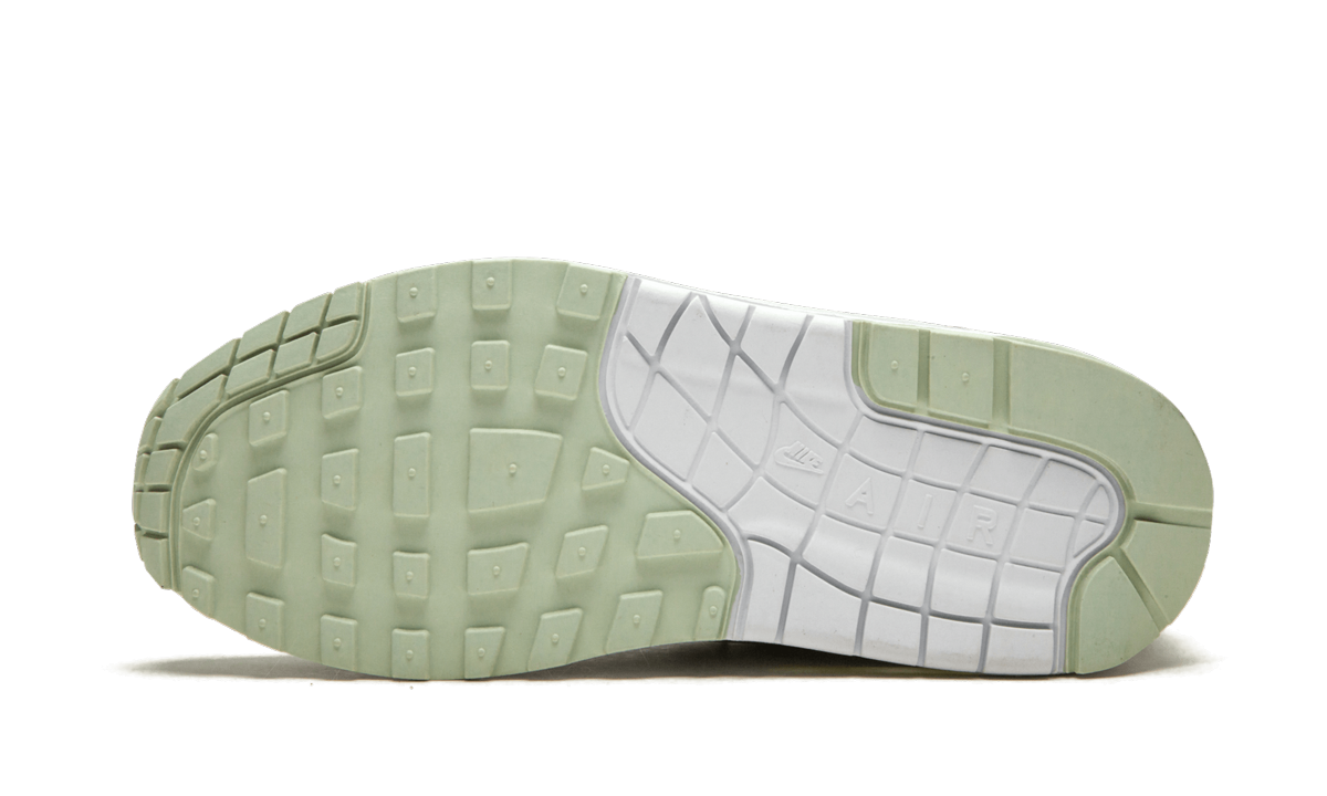 Nike AIR MAX 1 WMNS "Barely Grey / Pumice"