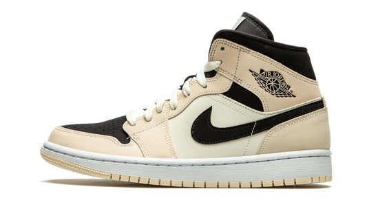 AIR JORDAN 1 MID WMNS Guava Ice BQ6472 800