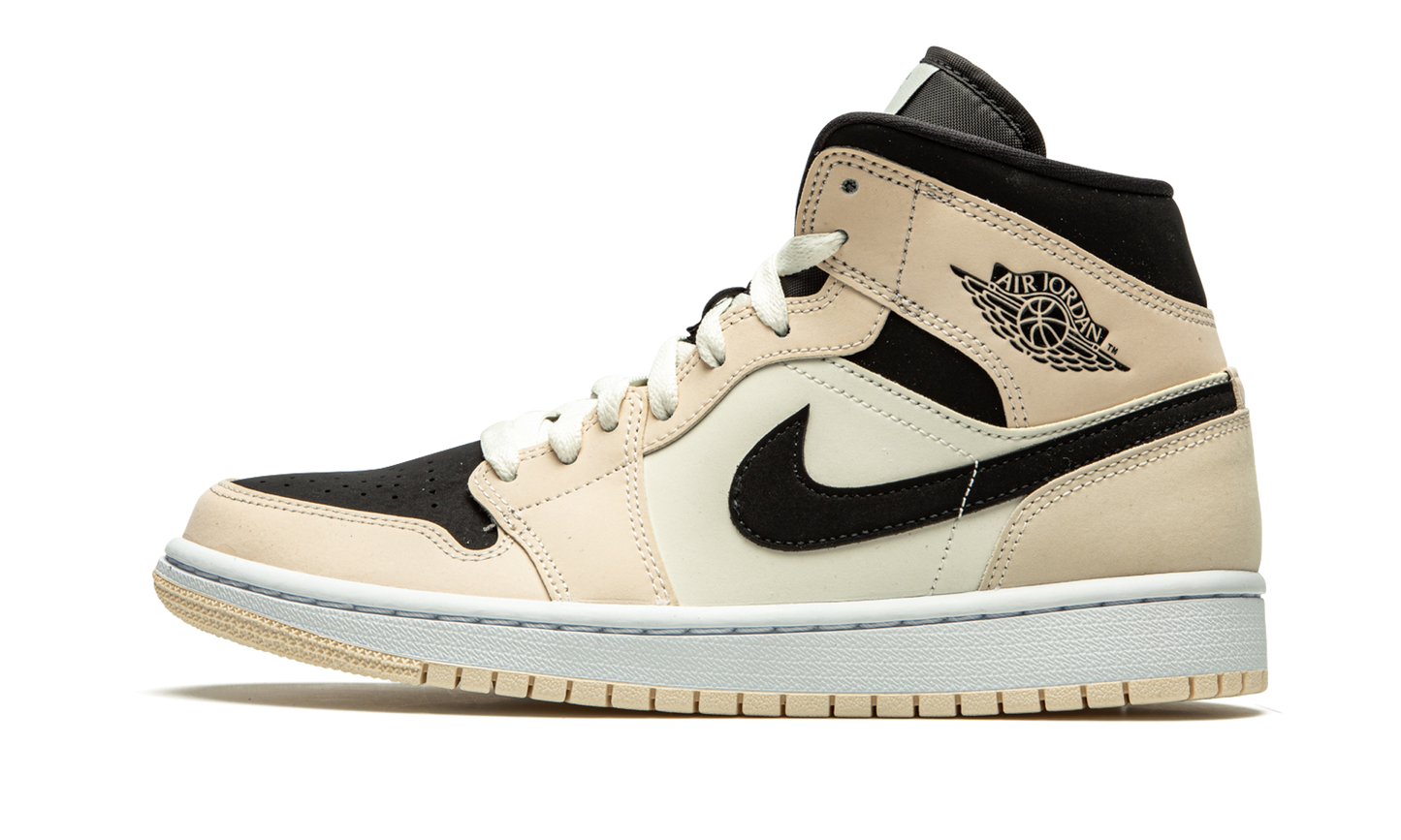 AIR JORDAN 1 MID WMNS Guava Ice BQ6472 800