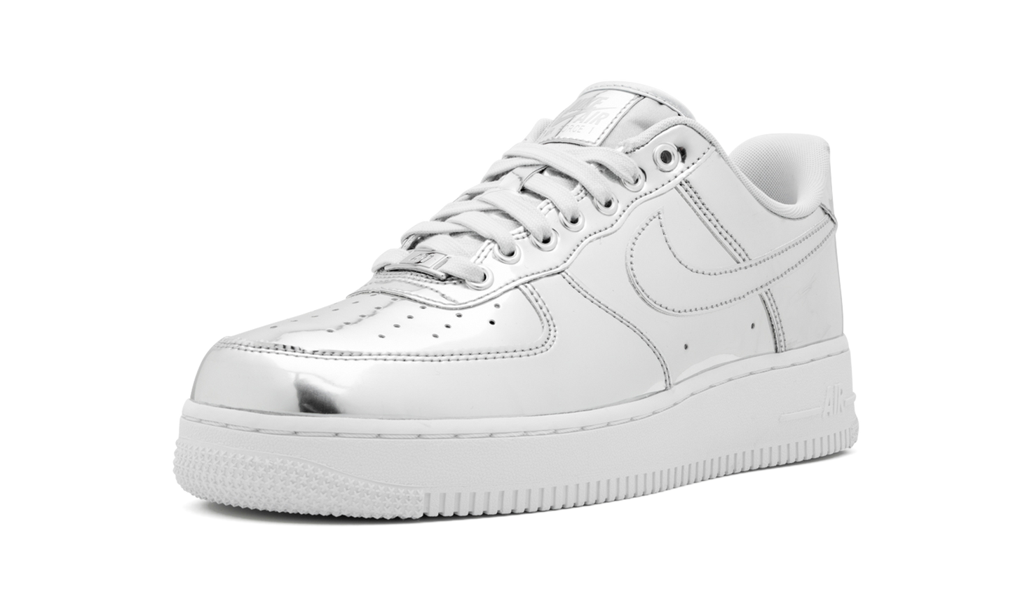Nike AIR FORCE 1 SP WMNS Metallic Chrome