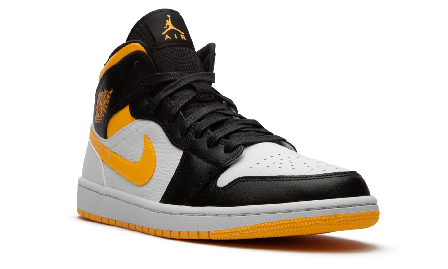 AIR JORDAN 1 MID SE WMNS Laser Orange/Black CV5276 107