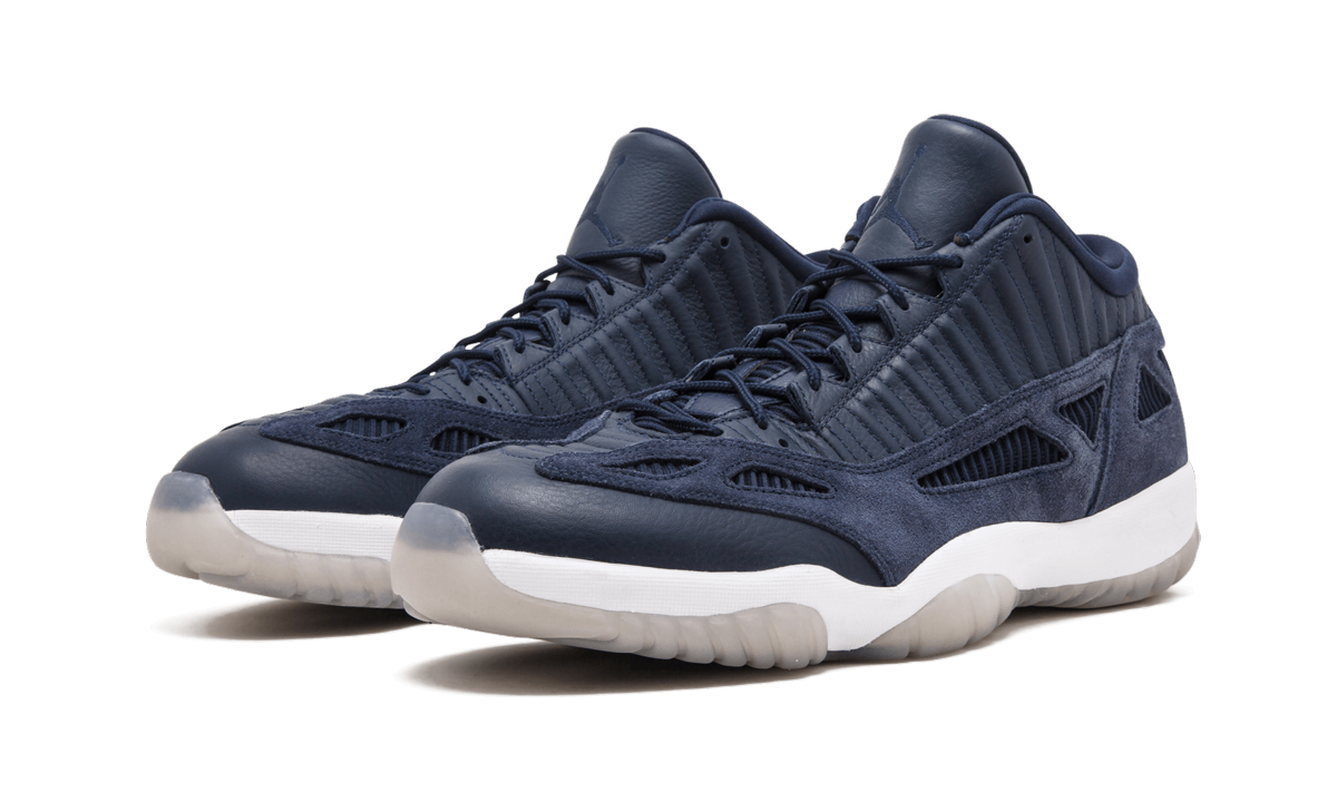 Air Jordan 11 Retro Low IE Obsidian 919712 400