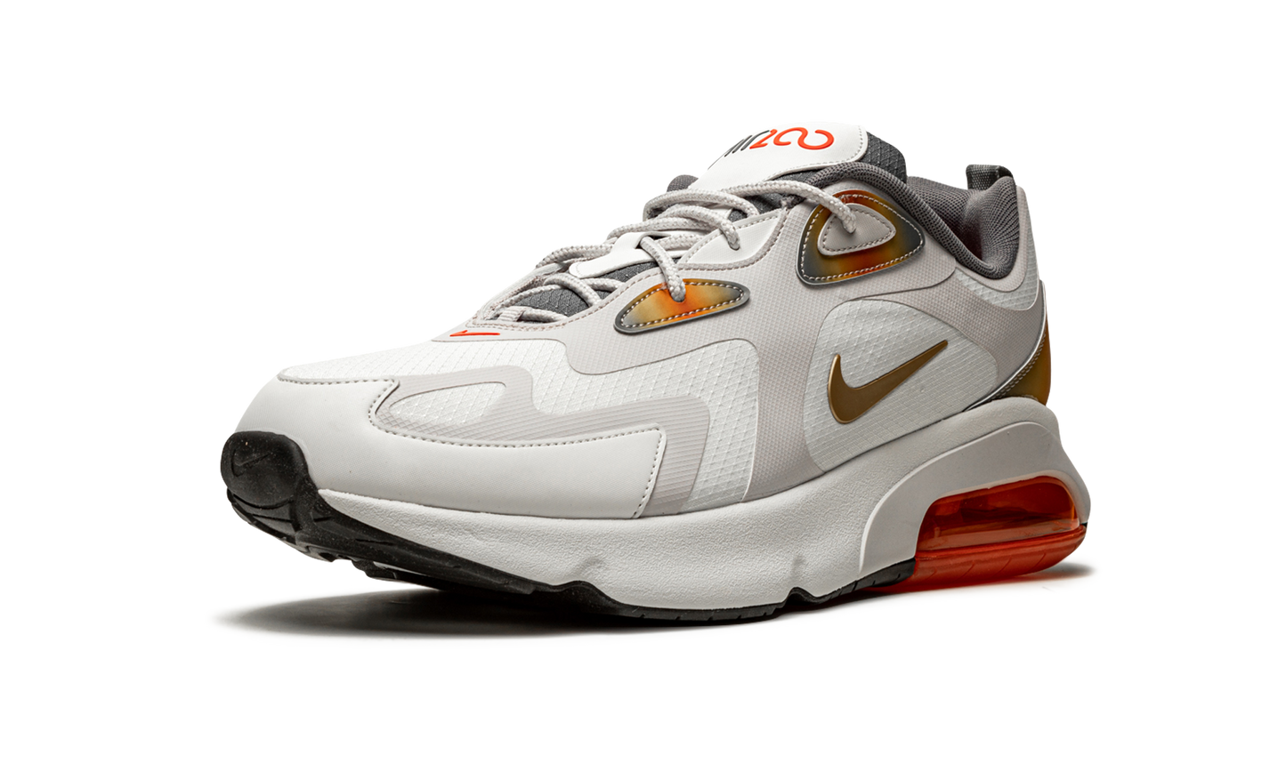 Nike Air Max 200 AT8507 100