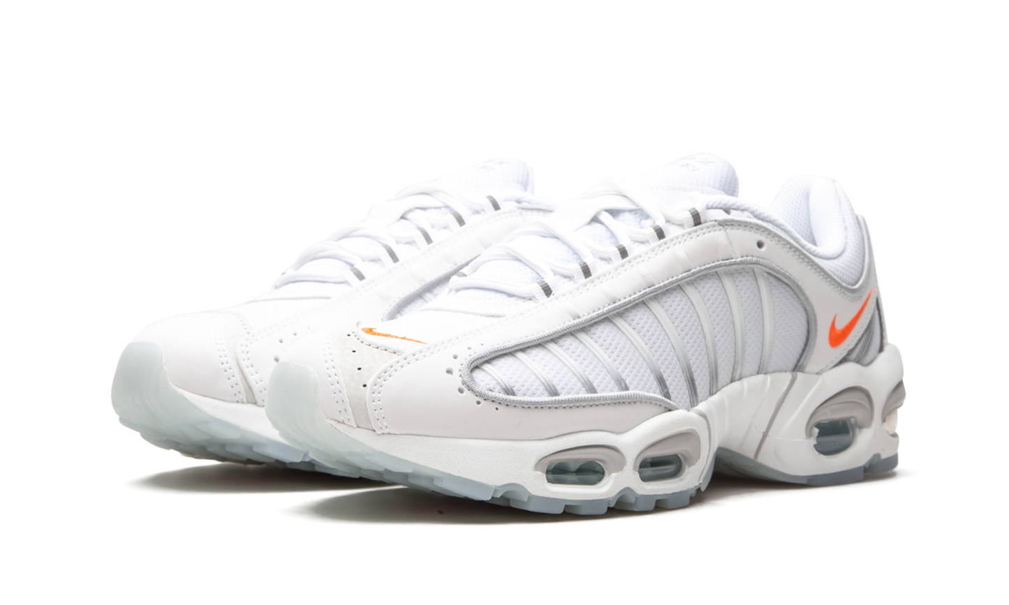 Nike Air Max Tailwind 4 CT1614 100