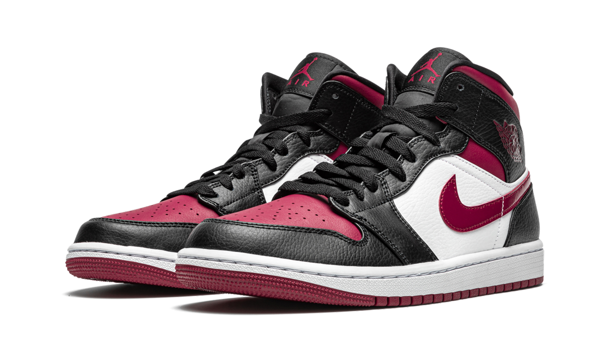 Air Jordan 1 Mid Bred Toe 554724 066