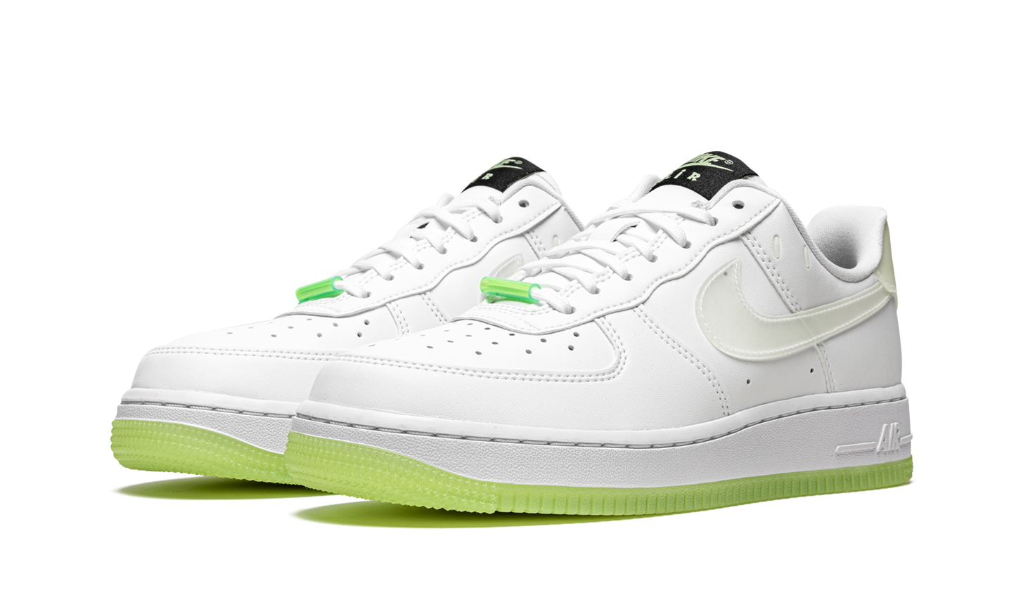 Nike AIR FORCE 1 LO '07 WMNS Have A Nike Day CT3228 100