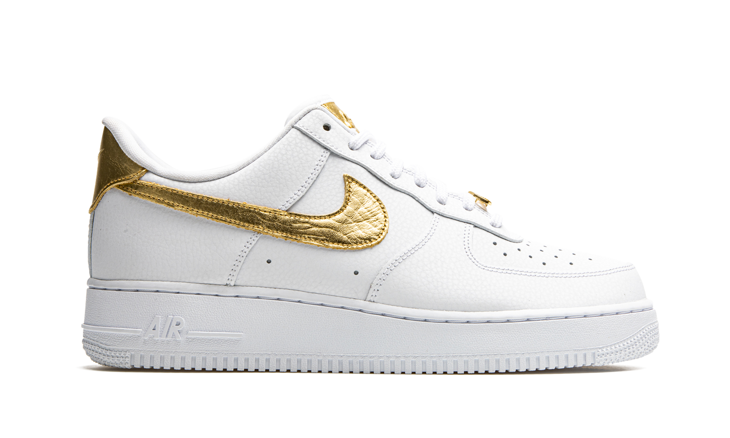 Nike Air Force 1 Low '07 LV8 "Gold Foil" DC2181 100