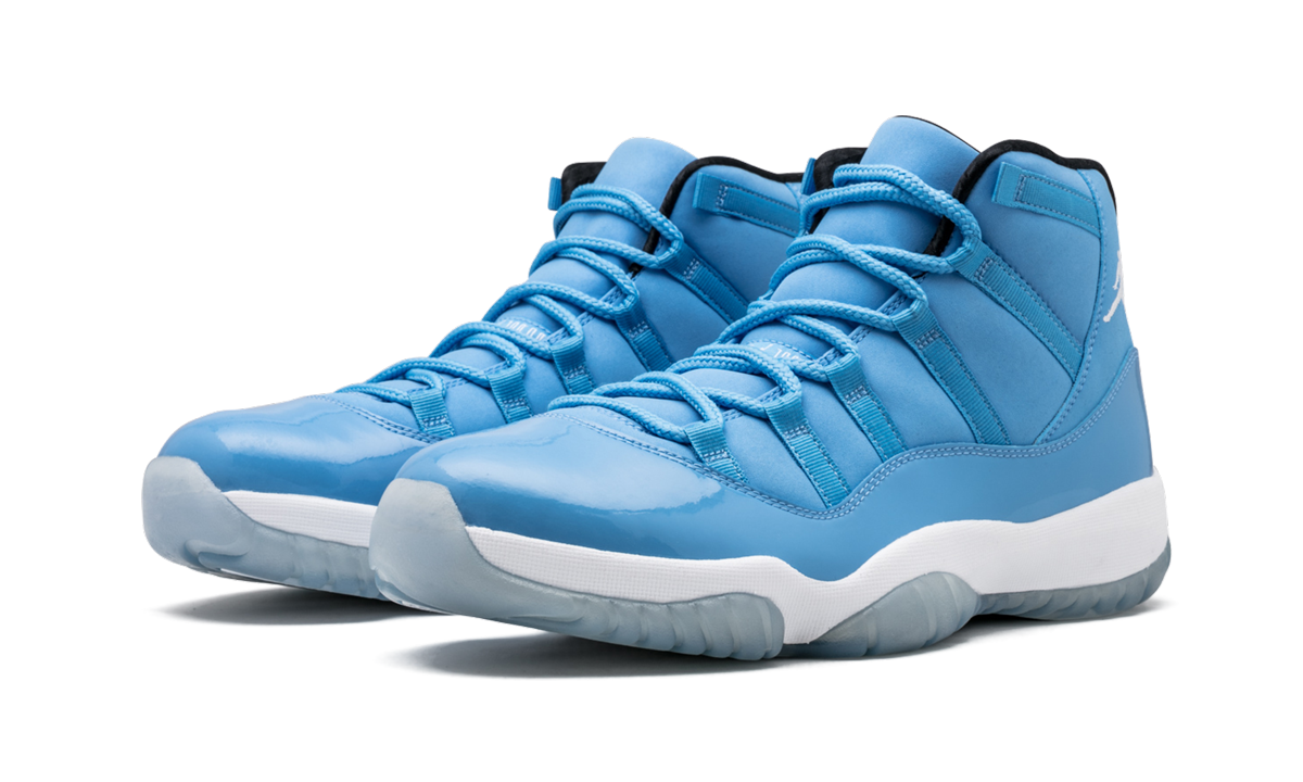Air Jordan 11 Retro Pantone 689479 405