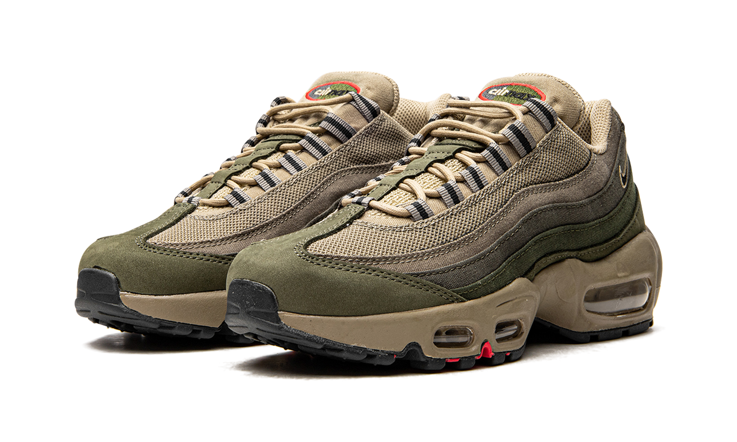 Nike Air Max 95 SE "Rough Green" DQ8570 200