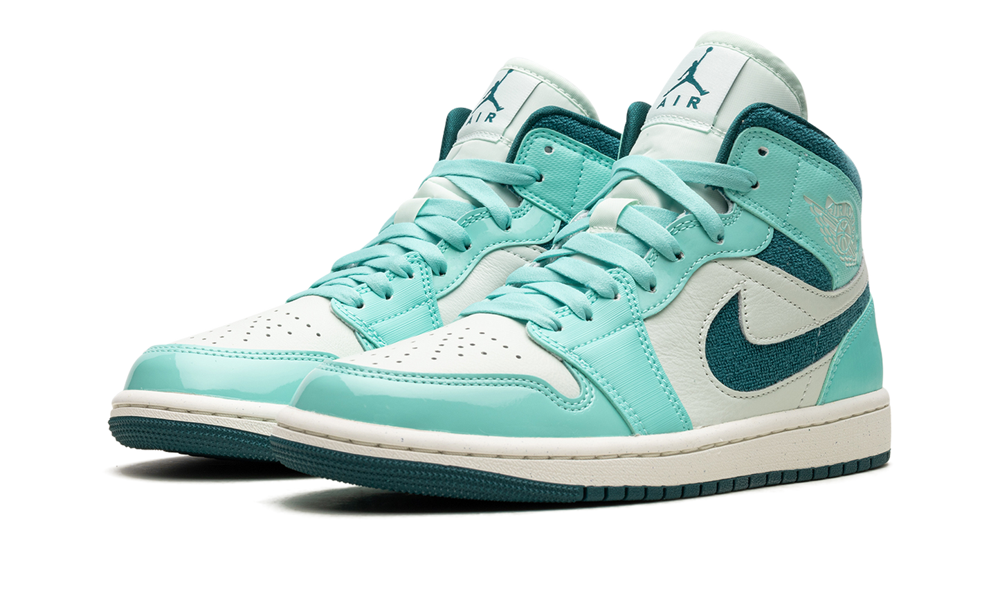 AIR JORDAN 1 MID SE WMNS Bleached Turquoise DZ3745 300