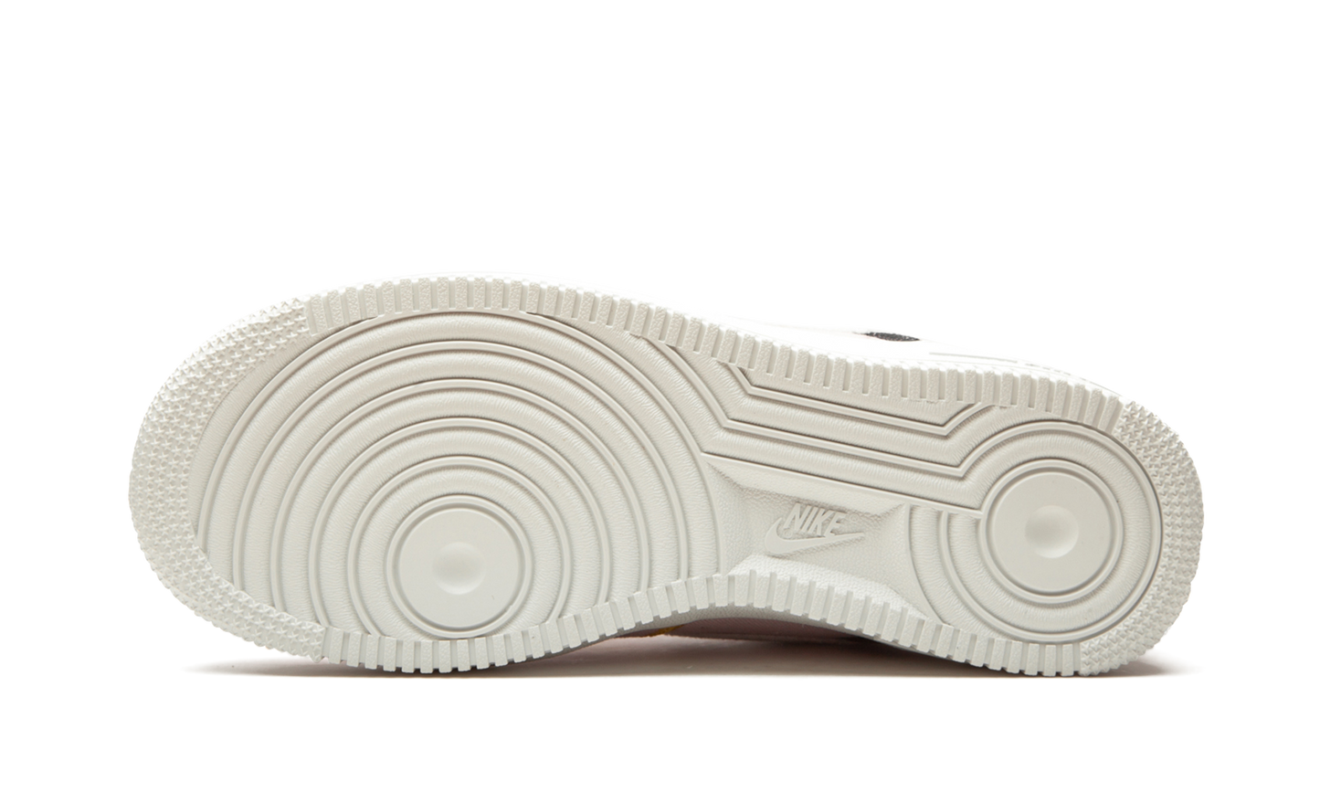 Nike AIR FORCE 1 07 LX MNS WMNS Stitched Canvas - Silt Red