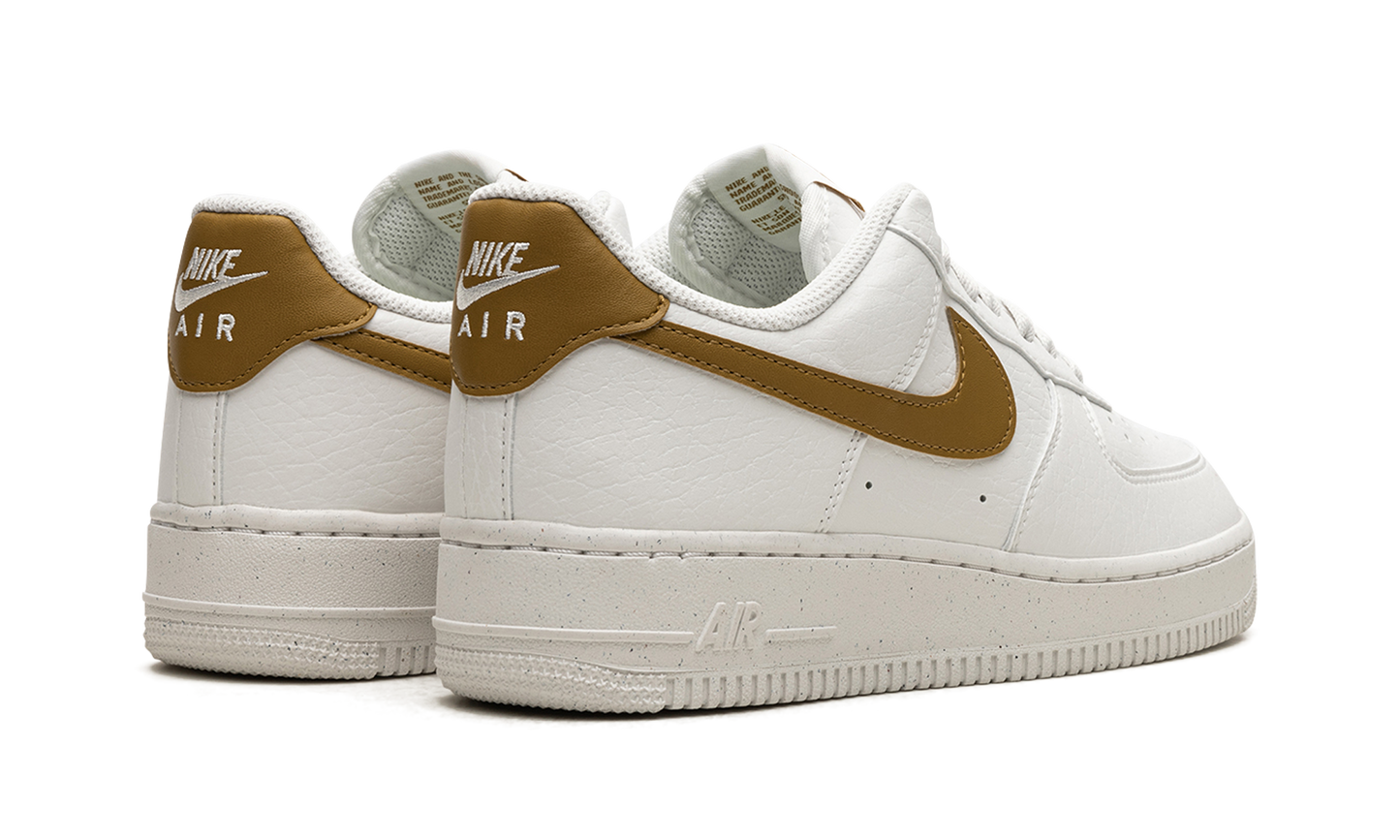 Nike AIR FORCE 1 LO NEXT NATURE WMNS Bronzine DV3808 101