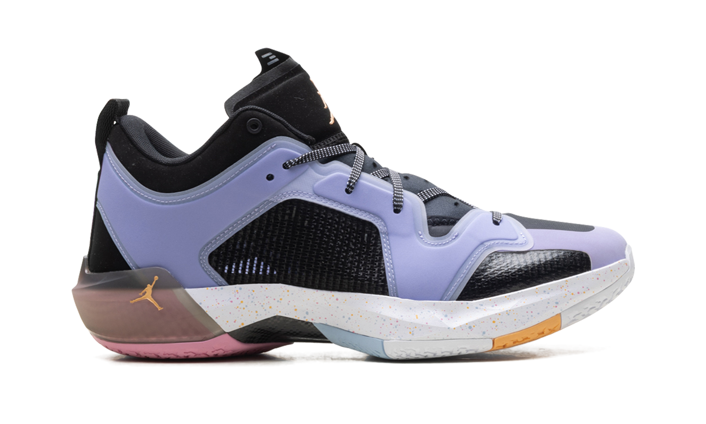 Air Jordan 37 Low Dongdan FD8701 001