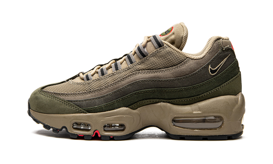 Nike Air Max 95 SE "Rough Green" DQ8570 200