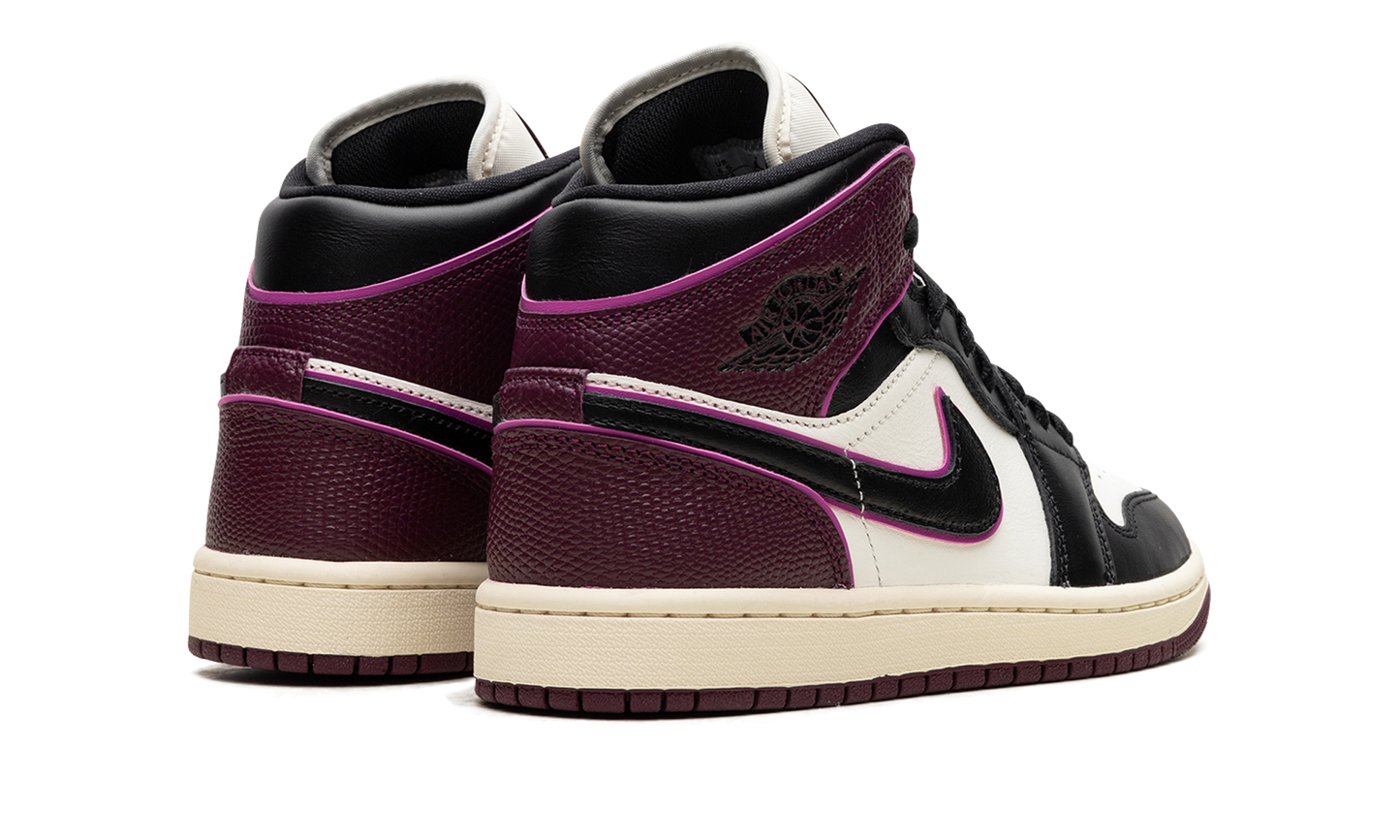 Air Jordan 1 Bordeaux FQ7818 101