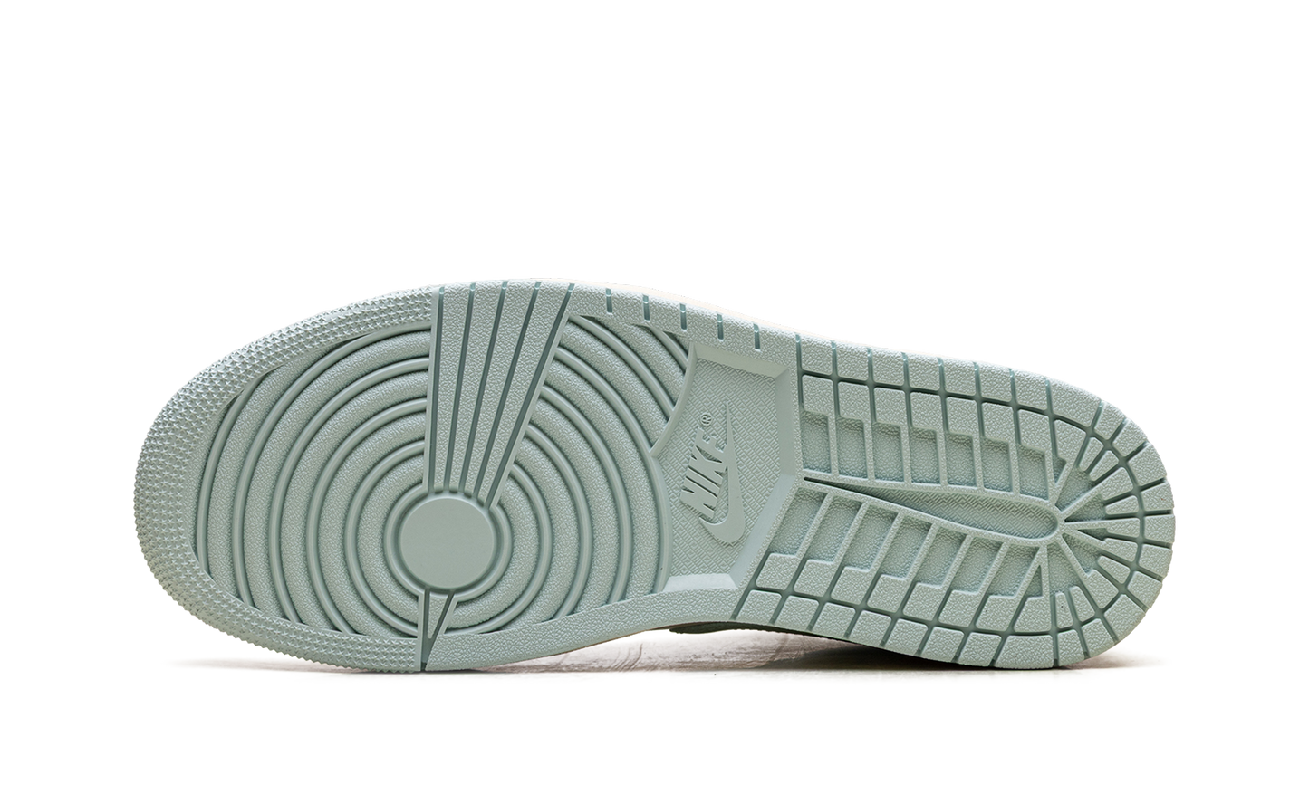 Jordan 1 Low WMNS Sail Igloo DC0774 134