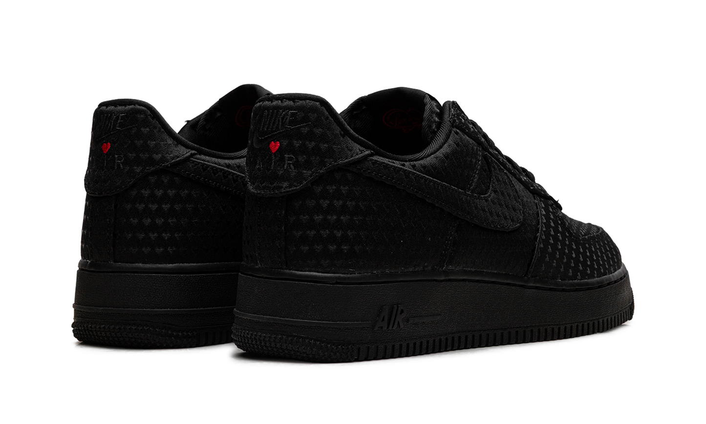 Nike Nike Air Force 1 "Valentine's Day - Triple Black (2026)" IB6836 001