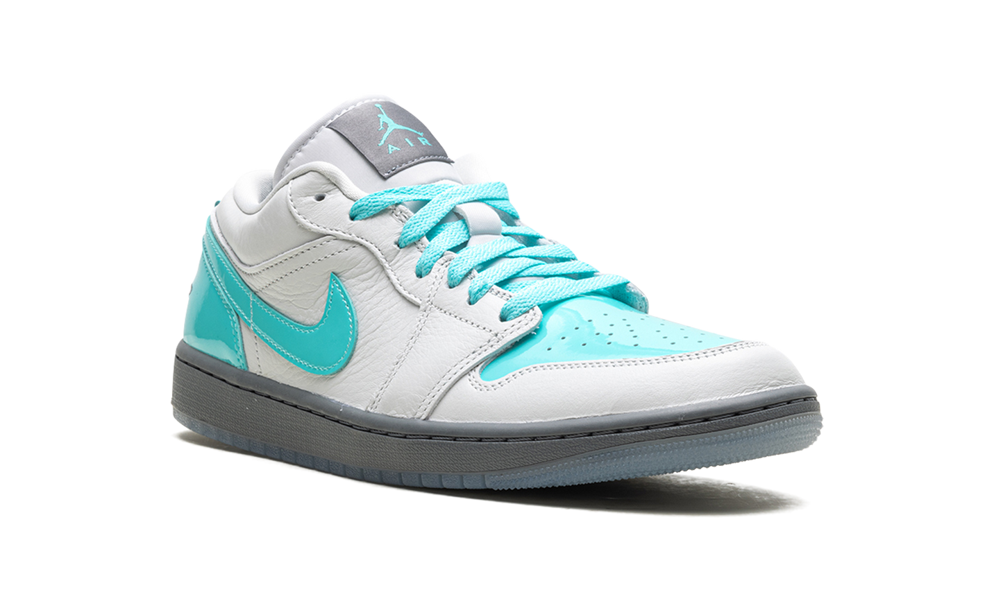 Air Jordan 1 WMNS Polaroid HQ3599 025
